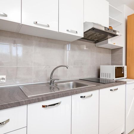 Apartments With A Parking Space Rabac, Labin - 7622 المظهر الخارجي الصورة