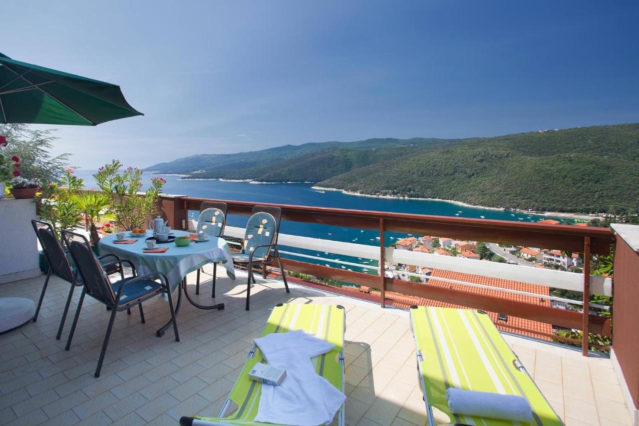 Apartments With A Parking Space Rabac, Labin - 7622 المظهر الخارجي الصورة